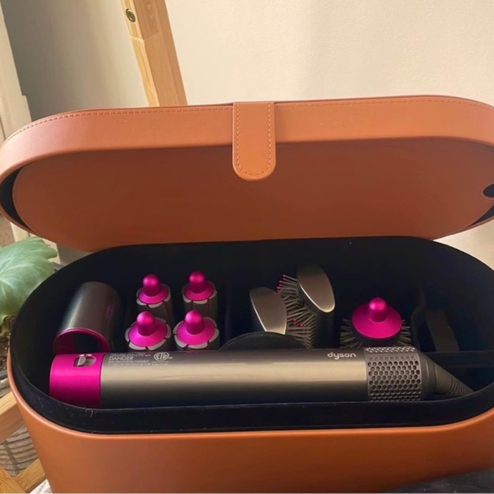 Dyson Air Wrap and travel case
